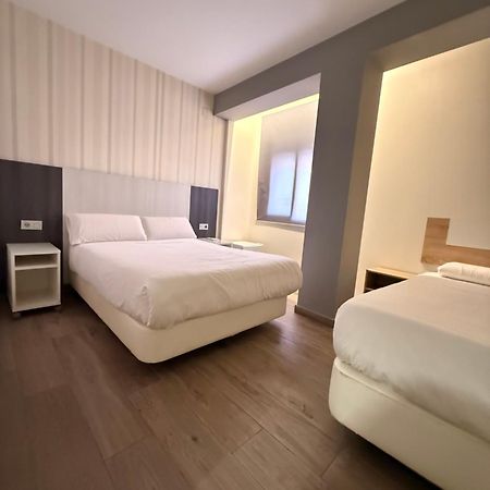 Hostal Letto Dal Mare Valence Extérieur photo