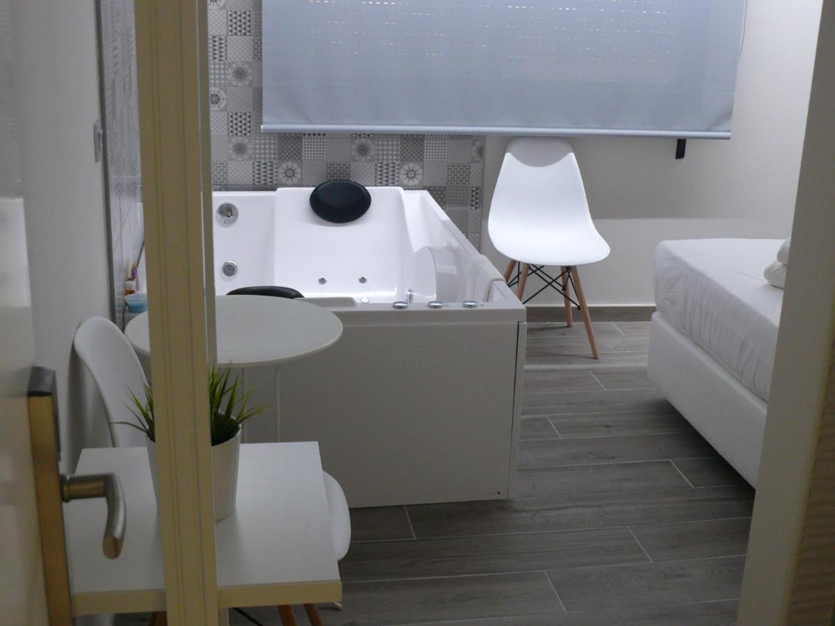 Hostal Letto Dal Mare Valence Extérieur photo